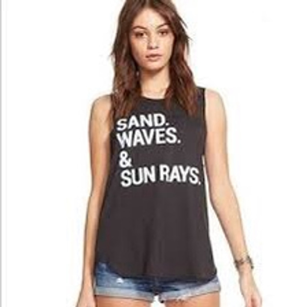 Chaser Sand, Waves, and Sun Rays Muscle Top Size M Charcoal